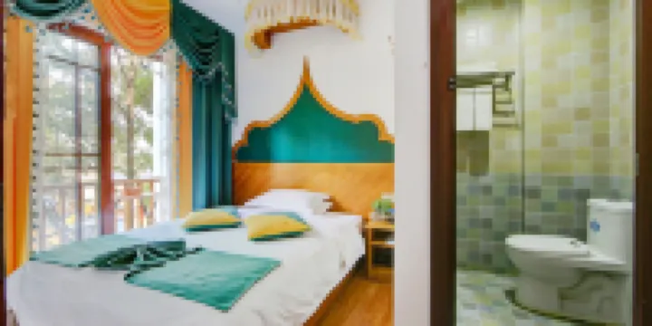 Edinburgh Inn - Chambre Lit Queen-Size Vedette