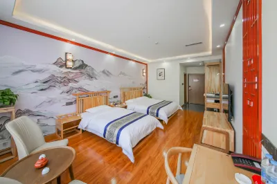 Heyang Inn (Datong Railway Station Ancient City Branch) Hotels near Datong Ancient City Wall