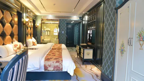 Taihong Theme Hotel in Qamdo