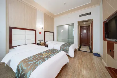 Huayi Select Hotel by Home Inn (Yueyang Yueyanglou District Zhanqian Road) Hotels in Yueyang
