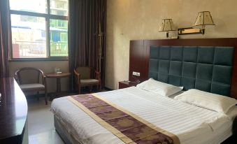 Fuping Haoli Hotel