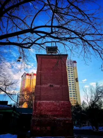 Bella Hotel in Tacheng District (Consulate Street Branch) Отели рядом с достопримечательностью «Tacheng Red Mansion Museum»