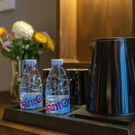 Qingmu Platinum Hotel (Danyang High-Speed Railway Station Wuyue Plaza)