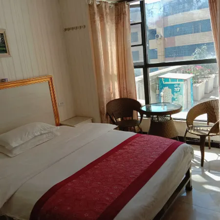 Dushan Hongxing Hotel