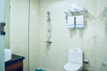 Xbd Internet Hotel (Wuhan Optics Valley Textile University Shop) Отели рядом с достопримечательностью «Wuhan Polytechnic»