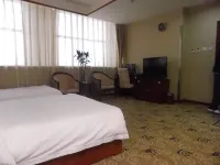 Zunhua Hualong Business Clubhouse Hotels in Zunhua