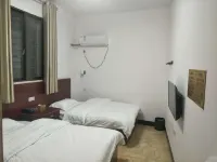 Luocheng Yaju Hotel
