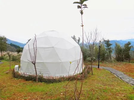 Chongqing Xingyu Xingyuan Tent Homestay please Отели рядом с достопримечательностью «Banliao Lake»