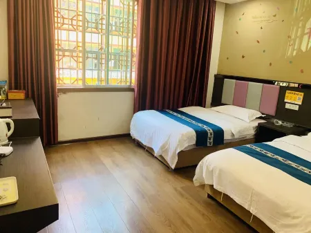 Jianhe Shunfa Business Hotel Отели рядом с достопримечательностью «Statue of Yangesha»