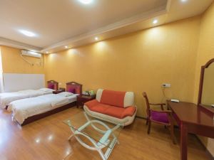 Yingshan Jinli Business Hotel