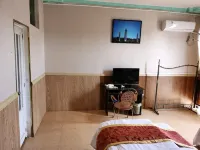 Pingshan Ancient Town Business Hotel