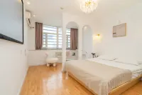 Weifang Gunai HoUSE Film Hotel