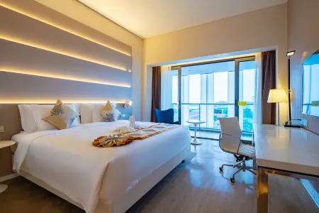 Sanya Phoenix Airport Hotel (Next to The Terminal)