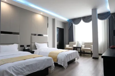 Qin'an Dongying Hotel Отели в г. Цинань