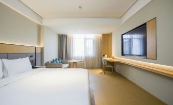 JI Hotel (Ma'anshan East Station Cihu River Road)