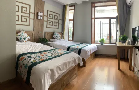 Wuchang Mountain Inn