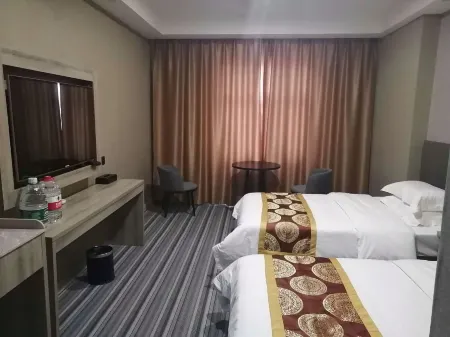 Yanchuan Tianze Business Hotel Отели рядом с достопримечательностью «Huanghe Shequ Guojia Dizhi Park»