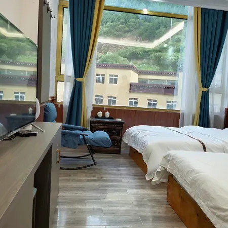 Xinlong Teng Zhikongsa Homestay