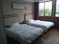 Luanchuan Friendship Business Hotel - 2 stelle