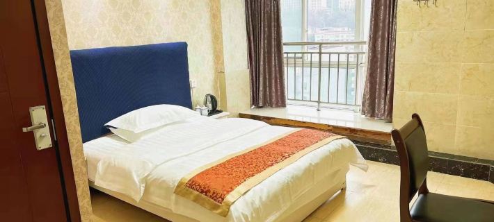 Yiju Hotel (Bazhong City Square Bus Terminal Area) Hotels in Bazhong