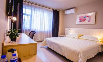 Jinjiang Inn (Beijing Railway Station Guangqumennei Subway Station) )