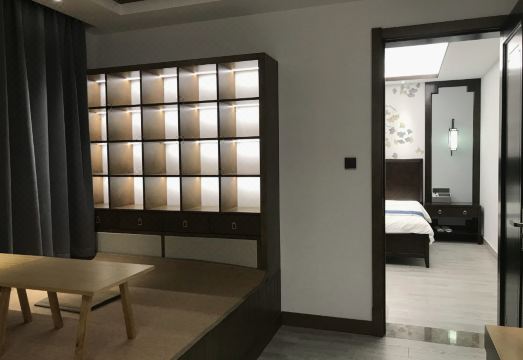 Yuefeng Courtyard Guesthouse의 예쁜 정원