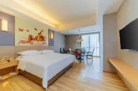 Vienna International Hotel (Zhaoqing Center Lake-view) Hotels in Zhaoqing