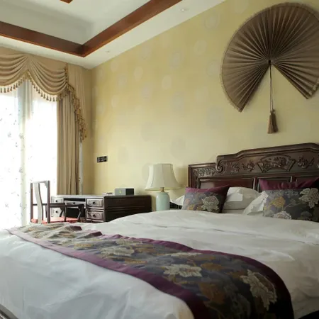 Dabie Mountain Shanxugu Host Spring Resort Hotel