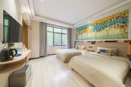 郴州佳家ホリデイホテル（郴州鉄道駅）