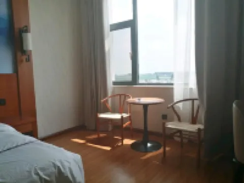 陸良涼州ホテル