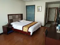 Yinhe Holiday Hotel Hotels in Cengong