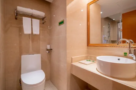 Vienna Hotel (Quanzhou Puxi Wanda Quanxiu Road )