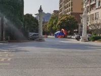 Longzhu Hotel Hotels in Deqing