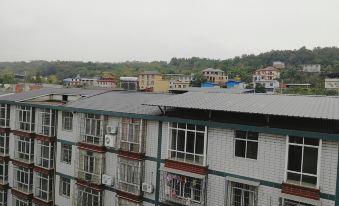Mianyang Longlinxiang Hotel