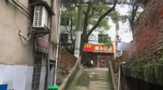 Cayman Hotel California