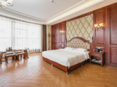 Luonancangsheng International Hotel Hotéis em Luonan