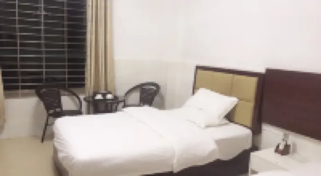 Yangxi Junyue Hotel
