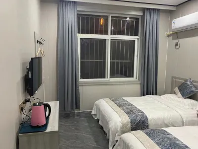 Hukou Yunge Waterfall Folklore Hotel Hotels near Hukou Waterfall Tourist Attraction