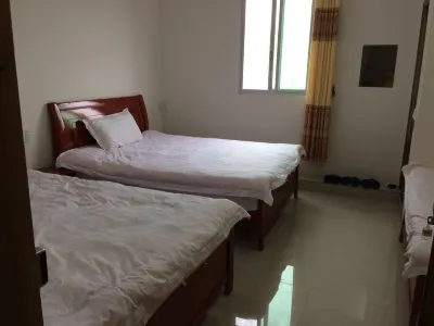 Nanxiong Yinfu Restaurant Hotels near Pingtian Ginkgo Township