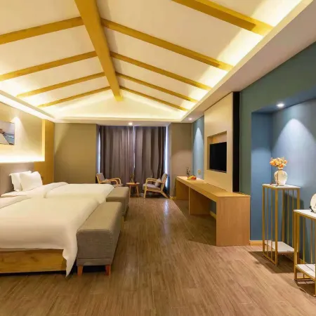 Cloud Hotel