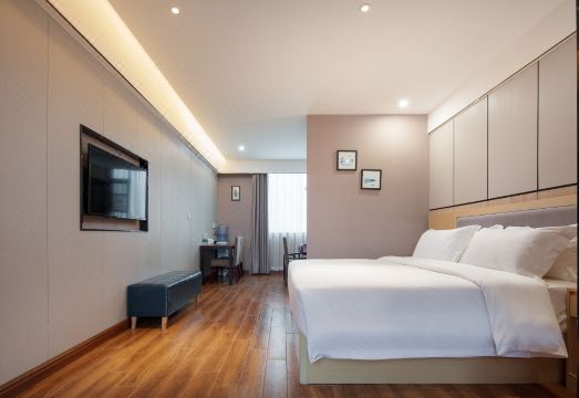 Wonder Hotel (Changsha Central South University Metro Station) Hotel Overview