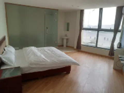 Zhangzhou Driving Examination Hotel