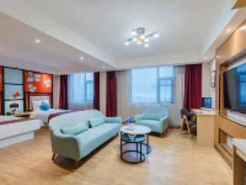 Hongguo Fashion Hotel (Henan Museum ITC 360 Plaza) Hotels near Zhengzhou Zoological Garden