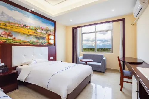 Ledong Longrun Hotel (Flo Town) Hotels in Ledong