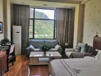 Grand Canyon Hotel Suoshan