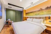 Shangyijia Zhixuan Hotel (Hohhot Gulou General's Office Subway Station Store)
