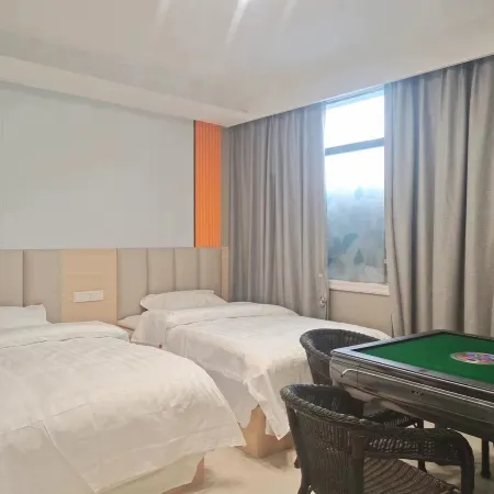 Longfeng Hotel
