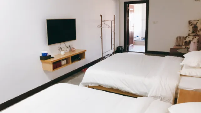 Qinyuan Linshui Wenquan Resort Homestay