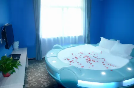 Huixian Huating Theme Hotel Отели рядом с достопримечательностью «Народная больница Города»