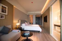 Weigao Hot Spring Hotel